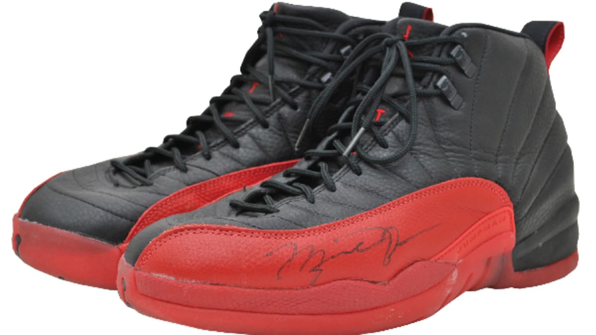 Air Jordan 12 Flu-Game